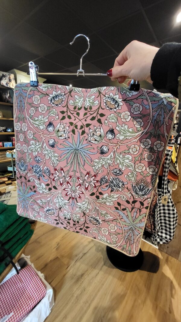 1000016942 1000016942