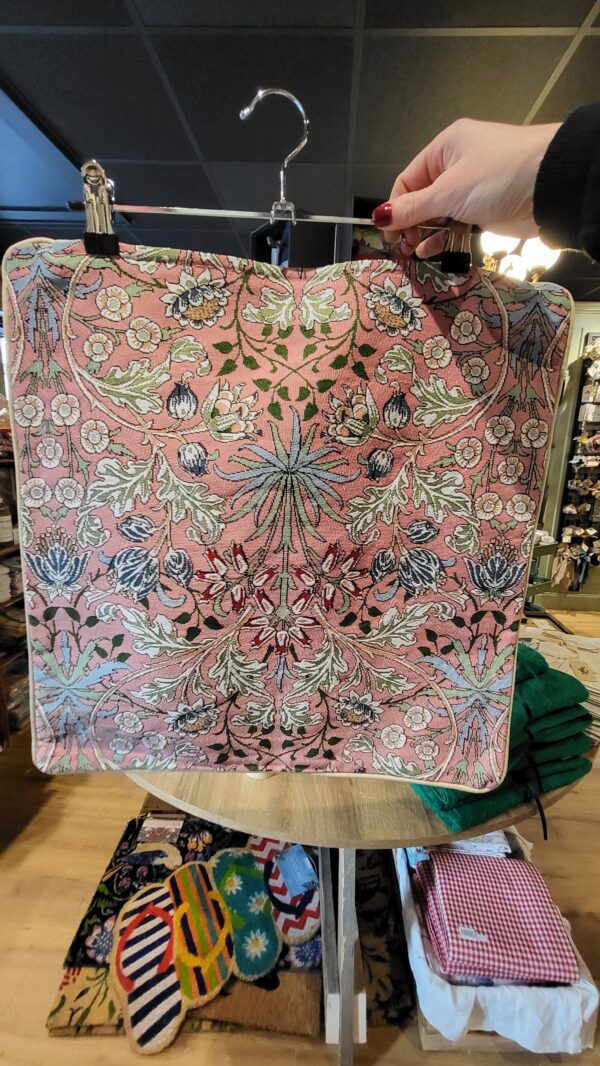 1000016943 1000016943