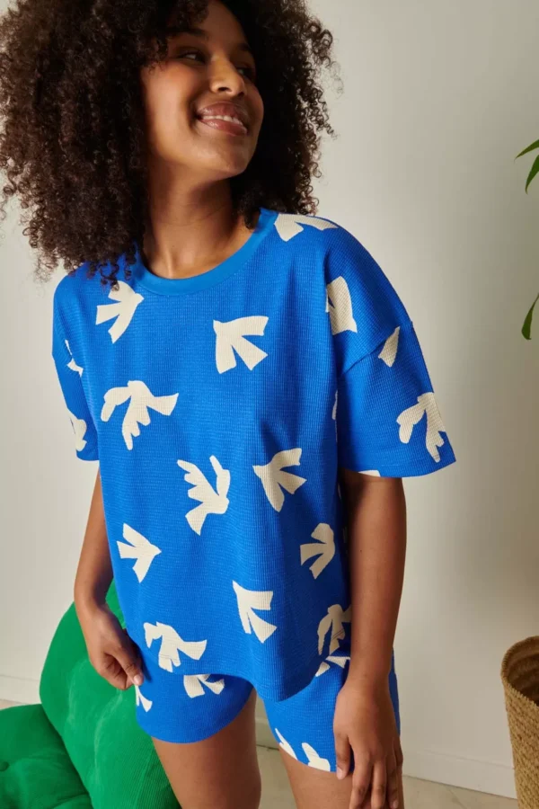 5713697-47f190eda1dd32